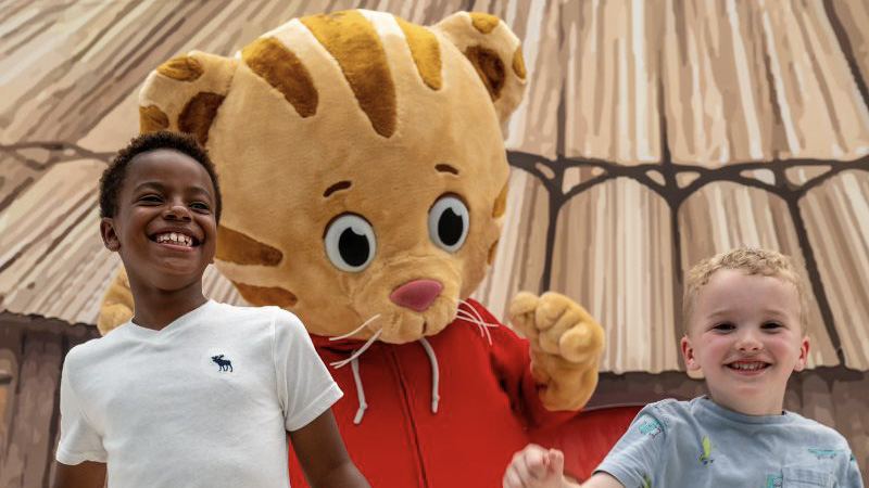 Little boys dancing with Daniel the Tiger