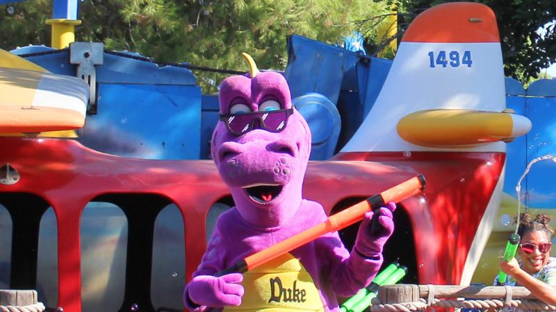 Duke the Dragon on stage