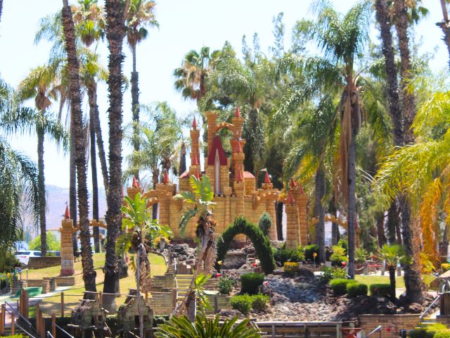 Mini-Golf Castle Structure